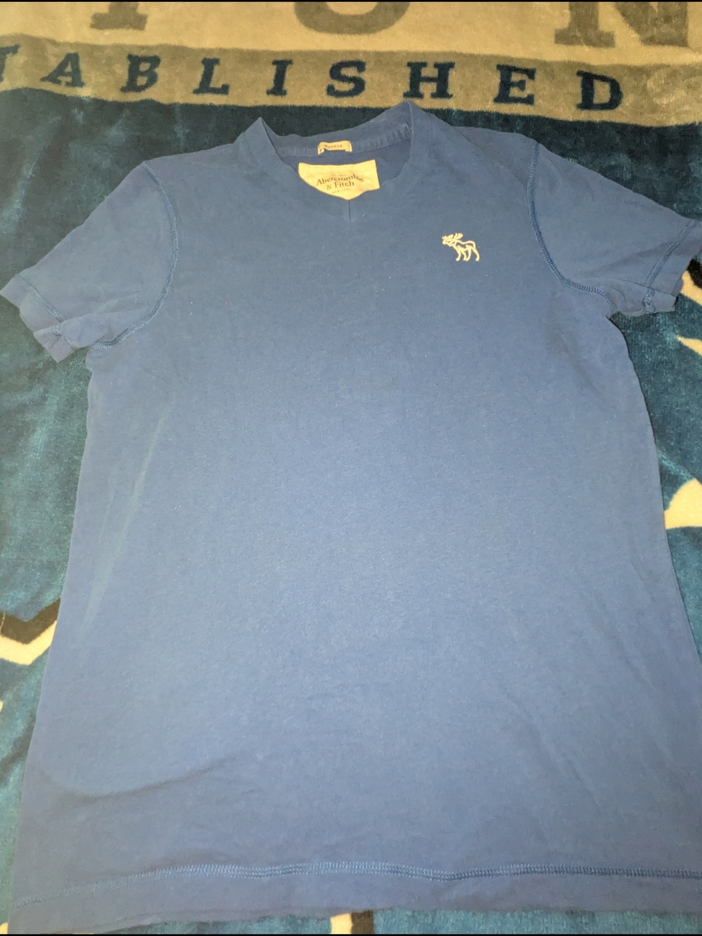 Abercrombie & Fitch Men's Royal Blue Short-Sleeve Crewneck Tee